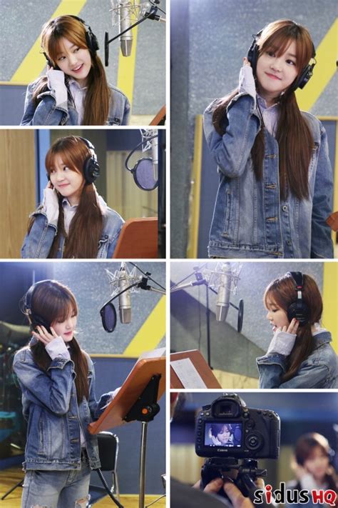 저 '스물' 찍었을 때도 엄마가 극장에서 한 30번은 보였다고 답해. 이유비, '스물' OST 도전 '가창력 완벽 공개' | 텐아시아