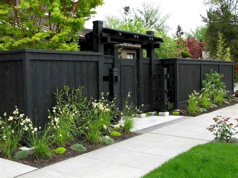 Awesome 10 Black Garden Fences Design For Black Garden Decoredo