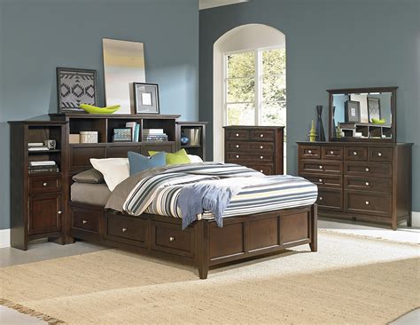 King Pedestal Bedroom Group Sadlers Home Furnishings Bedroom Groups