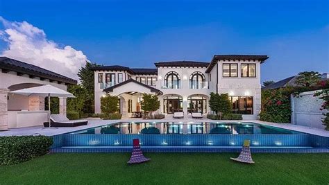 176 Million Luxurious Waterfront Mansion In Miami Beach