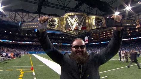 But it should go without saying there are not many giants left in wwe at the moment apart from braun strowman himself. Braun Strowman awards NFL's Chicago Bears custom WWE Title ...