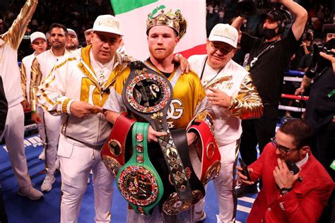 Canelo Alvarezs Age Net Worth Record Height Contract