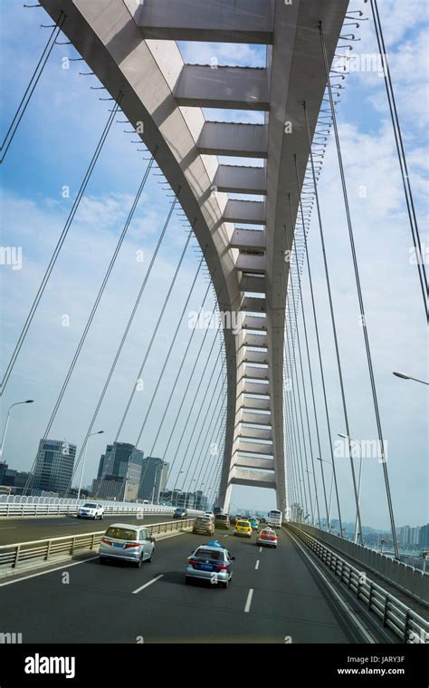 Lupu Bridge A Steel Arch Bridge Over The Huangpu River Connecting The