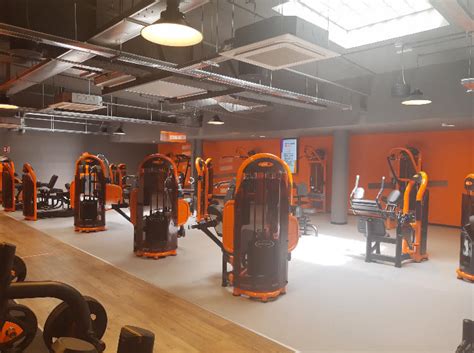 Looking for a gym to start your fitness training? Basic-Fit Madrid Santo Domingo de Silos | Gimnasios ...