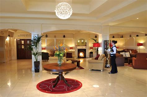 Just type it into the search box, we will give you the most relevant and fastest results possible. Ireland accommodation, self catering, 3, 4, 5 star hotels ...