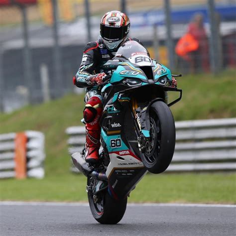 bsb the bennetts british superbikes head to oulton park as the 2021 showdown begins short