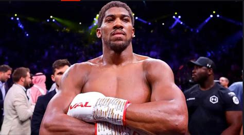 Anthony Joshua Names His Top Five Heavyweights Of All Time