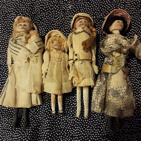 Fabulous Set Of Antique Wooden Clothes Pin Dolls Clothes Pins Pin