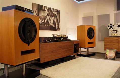 Hifi Vintage Of The 60s And 70s Audiophile Room Hifi Room Audio Room