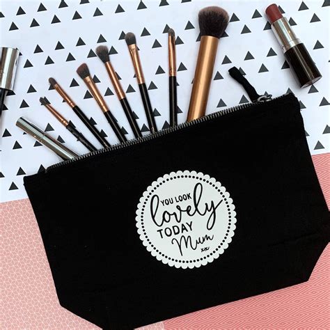 Although coffee connoisseurs seem to get all the attention these days, tea drinkers are just as prevalent. Personalised Beauty Make Up Bag By Allihopa ...