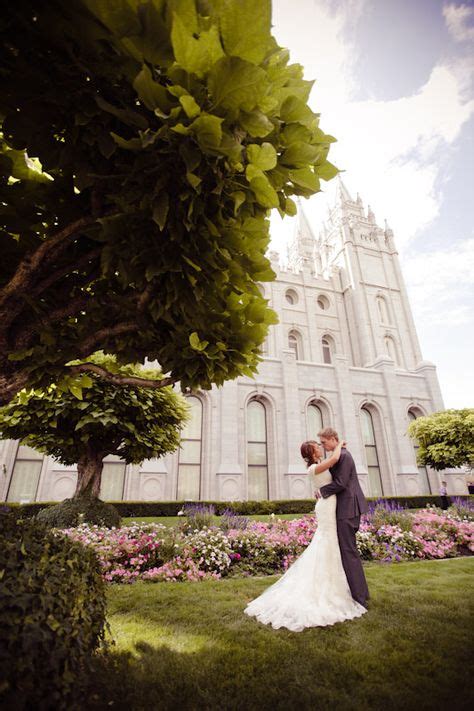 We have a list of wedding dress photos that have stunning feathers design. 7 Father/daughter poses ideas | father daughter, father ...