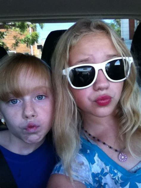 Me And My Sister 💙💗💙💗🌀🎀🌀🎀 Square Sunglass Fashion Sunglasses