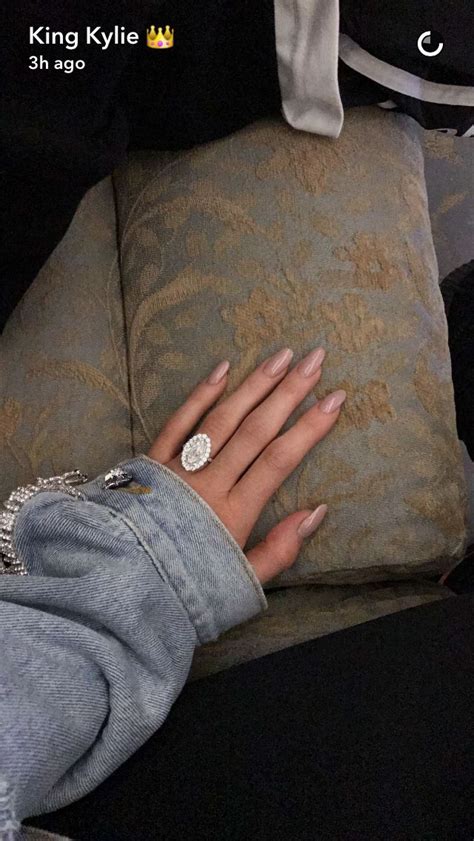 Nude Pink Nails Are So In Fashion These Days X Kylie Jenner Ringe