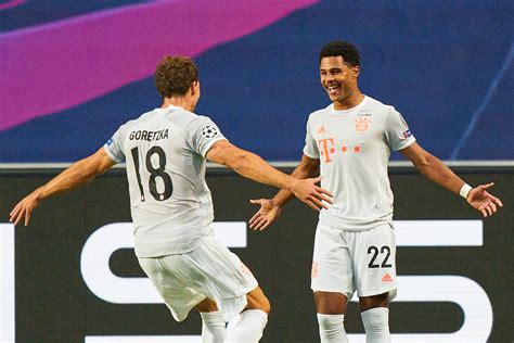 About the town of bellingham. Marktwert-Gewinner: Bayern-Quintett legt deutlich zu, BVB ...