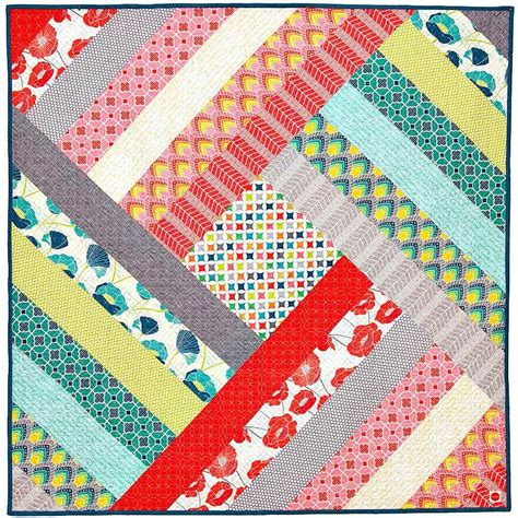Patterns for big quilt blocks that are perfect to make big block quilts, medallion quilts, throw pillow covers, wall hangings, and more. Quilt Inspiration: Free pattern day: Baby quilts! (part 2)