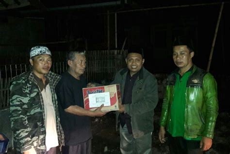 Nu Care Lazisnu Salurkan Bantuan Untuk Korban Banjir Garut Republika