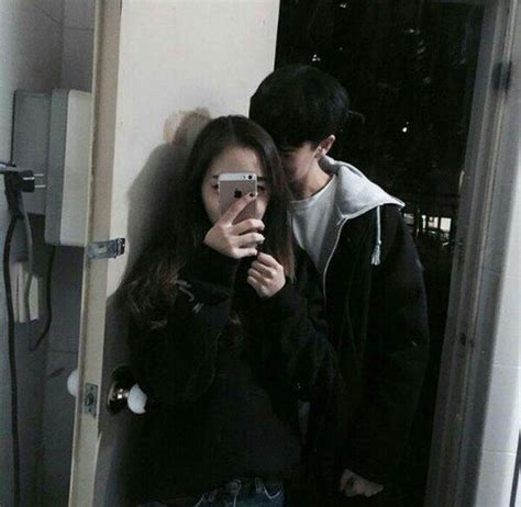 Cute, kind and socially correct! korean couple | ulzzang | cute | Милые пары, Парные фотографии и Фотография тела