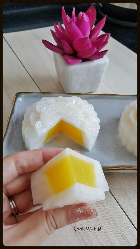 Add sugar and cook till dissolved. Mango Coconut Jelly Mooncake | Coconut jelly, Jelly ...