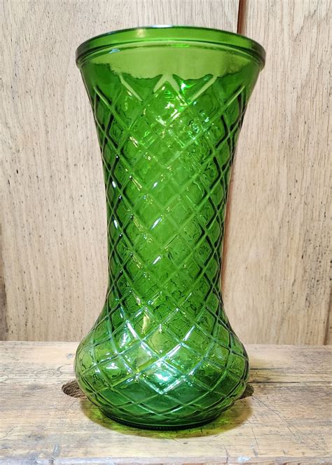 Vintage Hoosier Vase 4086 Emerald Green Diamond Quilt Pattern Etsy