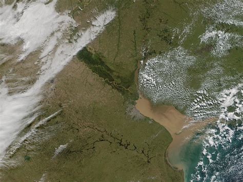 Imagen Satelital Del Estuario Del Río De La Plata Ex