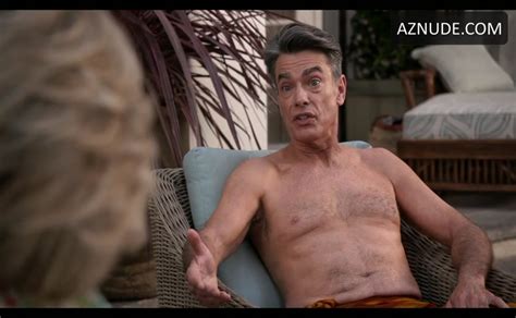 Peter Gallagher Shirtless Scene In Grace And Frankie Aznude Men
