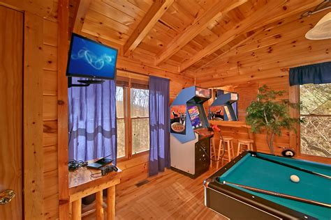 Starry Night Affordable Smokies Honeymoon Cabin