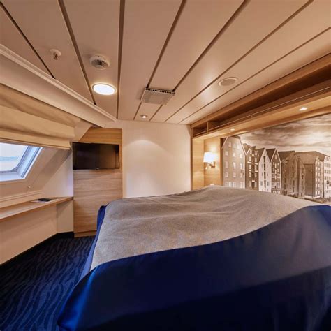 This is the official site of the hurtigruten ship ms kong harald. Kong Harald Kabinen : Nordland Kreuzfahrten mit der Kong ...