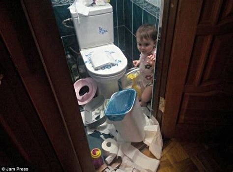 Hilarious Photos Reveal People Having The Worst Luck Daily Mail Online