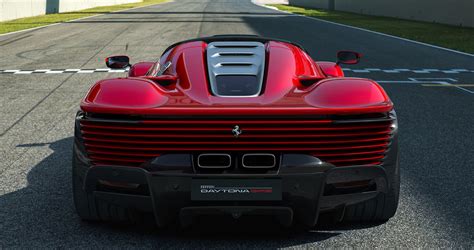 The 840 Hp Ferrari Daytona Sp3 V12 Hybrid Sounds Straight From Heaven