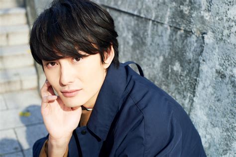Japanese dictionary search results for じしょ. 岡田将生が『伊藤くん A to E』で学んだ女性への接し方とは ...