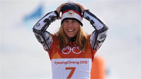 Informaci agentuře reuters potvrdili organizátoři tour. Ester Ledecká - eXtra.cz