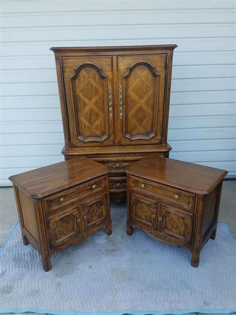 World's… drexel produced a stunning french provincial furniture set from the mid 1950s through the mid 1960s called touraine which is still quite. Gorgeous Drexel Heritage Cabernet II Bedroom Set Highboy ...