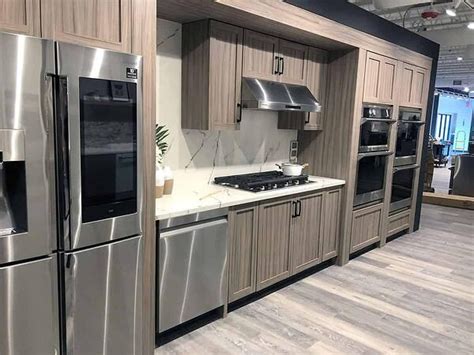 Amana is a brand in the whirlpool family. Most Reliable / Least Serviced Appliance Brands for 2021 ...