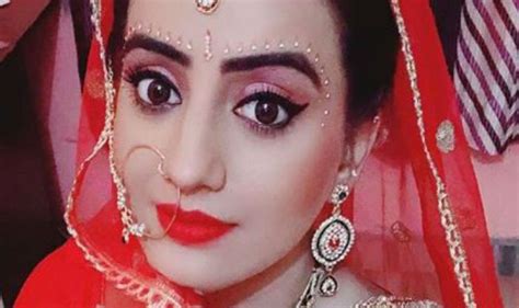 Bhojpuri Sizzler Akshara Singh Looks Uber Hot In Her Bridal Avatar And Red Lips See Pictures