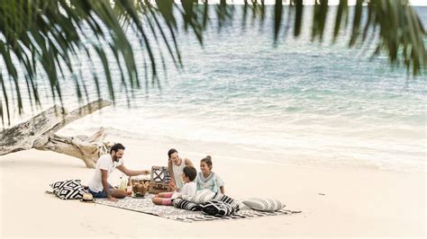 Desroches Island Resort Photo Gallery Four Seasons Seychelles