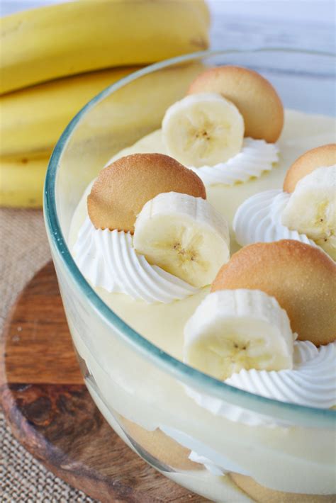 Homemade Banana Pudding With Nilla Wafers And Fresh ...