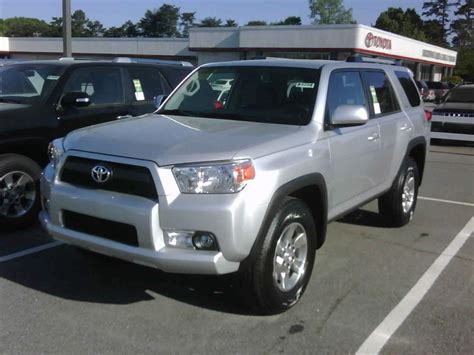 In this video we compare the 2020 toyota 4runner venture to my personal 2012 lexus gx 460 premium with 150000 miles. SR5 L4 vs SR5 V6 trim comparison - Toyota 4Runner Forum - Largest 4Runner Forum