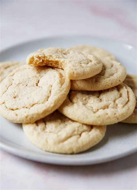 My blondies recipe includes options for mixing in chopped nuts or white chocolate chips, but these cookie. Easy Gluten Free Sugar Cookies - Lexi's Clean Kitchen in 2020 | Best sugar cookie recipe, Baking ...