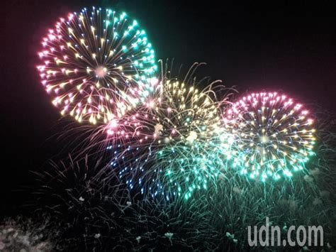 See more of 澎湖花火節 on facebook. 影／澎湖國際海上花火節閃爆夜空 美到捨不得低頭 | 高屏離島 | 地方 | 聯合新聞網