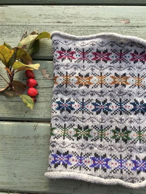 Fair Isle ‘kyle Design Cowl In Shetland Wool Fair Isle Knitting