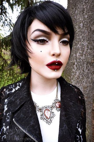 Who Is This Shes Gorgeous Punk Makeup Rock Makeup Makeup Inspiration