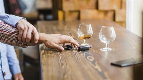 El Consumo De Alcohol Afecta Tanto A Conductores Como A Peatones
