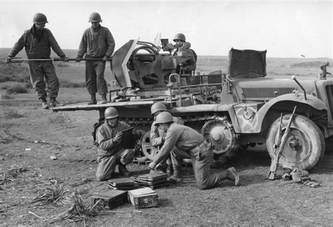 Sdkfz 105 Flak And Us Soldiers World War Photos