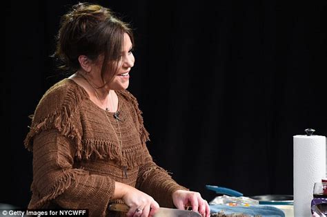 Rachael Ray Has Gained Weight In Menopause Daily Mail Online