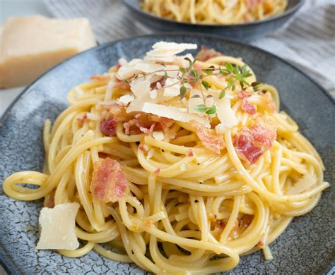 Spaghetti Carbonara Opskrift P En Klassisk Carbonara Mummum Dk