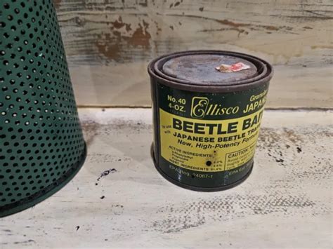 Vintage Ellisco Steel Japanese Beetle Trap And Bait Green And Yellow