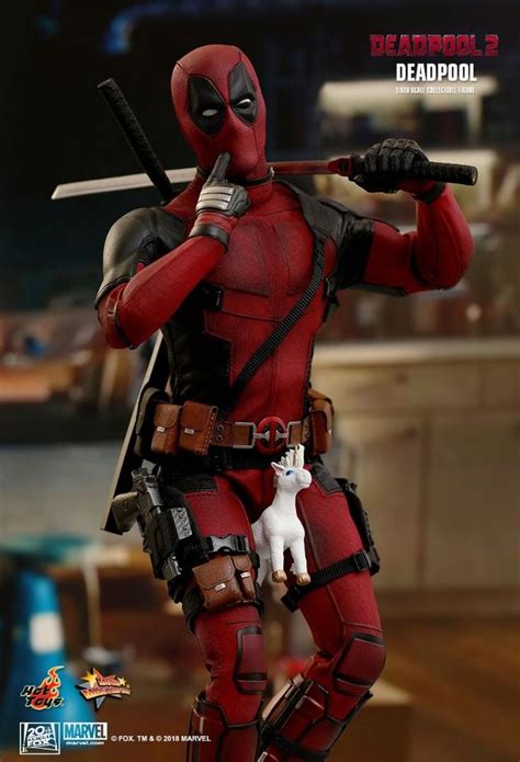 Hot Toys Deadpool 2 Marvel 16th Scale Mms490 Dead Pool Hobbies And Toys