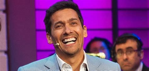 He is an actor, known for rojo: Rafael Araneda pagó apuesta y se tiñó rubio: Marcela ...