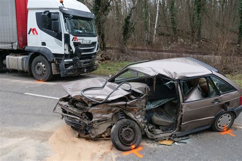 Meaning of accident in english. Accident mortel à Marckolsheim - Vidéo Perception