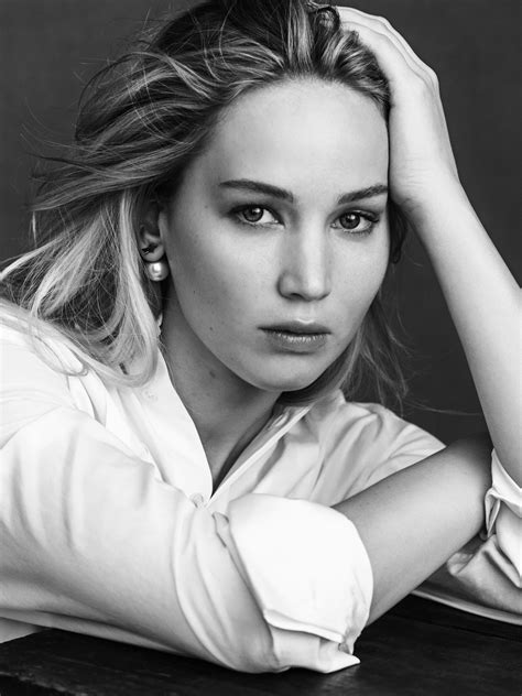 Jennifer lawrence online is a website created by a fan, for the fans and is in no way affiliated with jennifer, or any company associated with her. JENNIFER LAWRENCE - PROVOKR